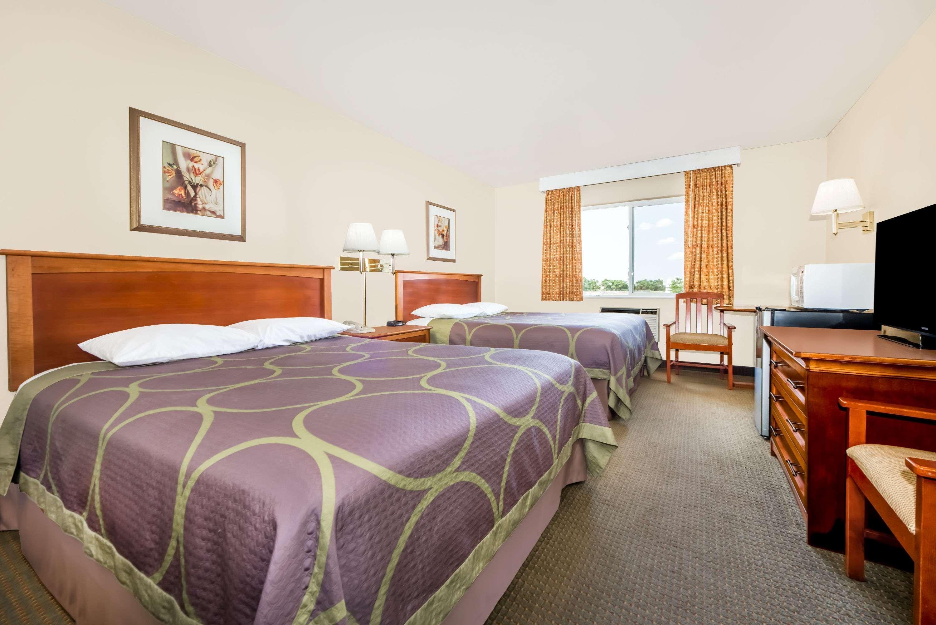 Super 8 By Wyndham Liberal Ks Hotel Buitenkant foto